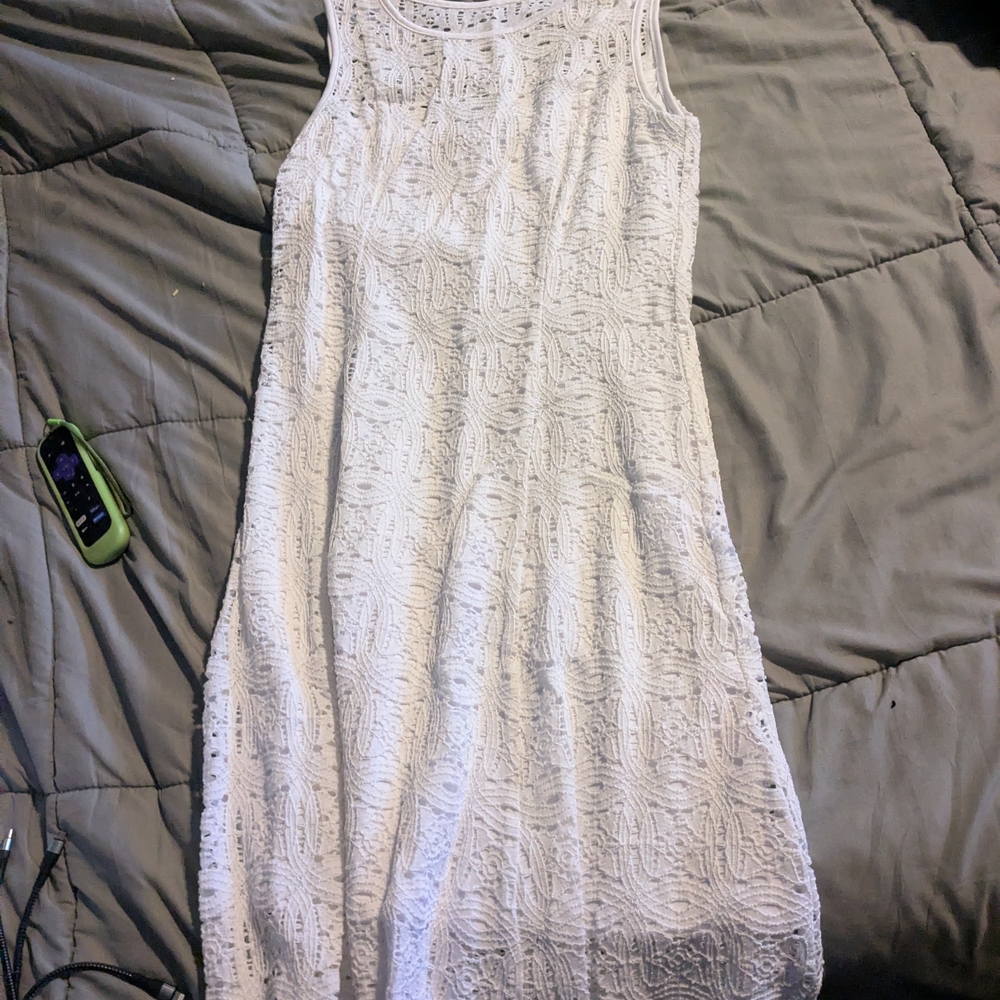 Elegant White Lace Dress